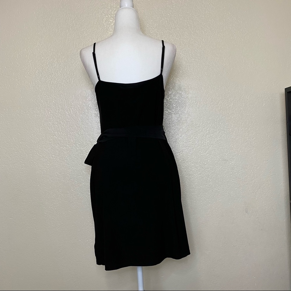 L’AGENCE Tate Sleeveless Wrap Dress in Black Size Medium NWT - Picture 11 of 14